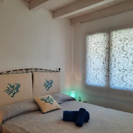 Case Vacanza Castello Di Gallura Santa Teresa Gallura Room photo