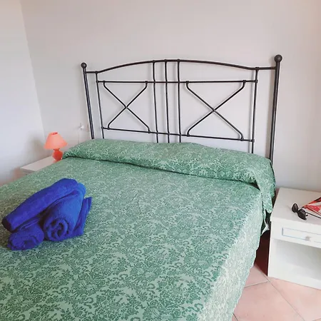 Case Vacanza Castello Di Gallura Santa Teresa Gallura Room photo